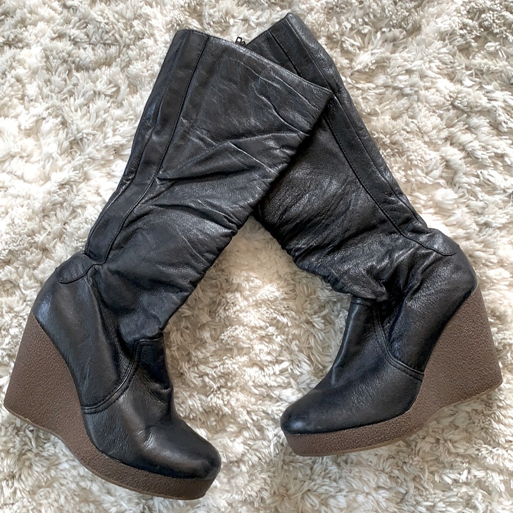 Bakers Leather wedge dress boots